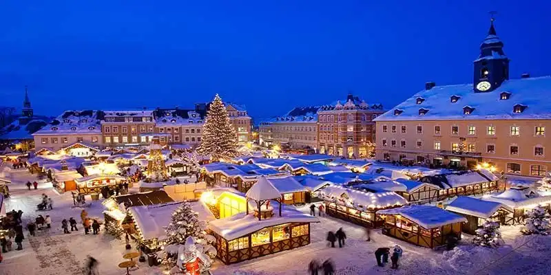 © StockPixstore - Fotolia | Weihnachten im Erzgebirge, Weihnachtsmarkt in Annaberg-Buchholz