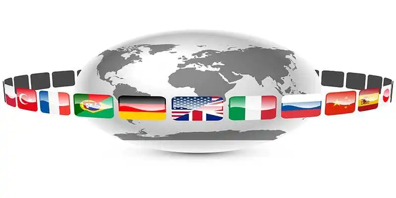 © yadvigagr - Fotolia | icons with languages around the earth