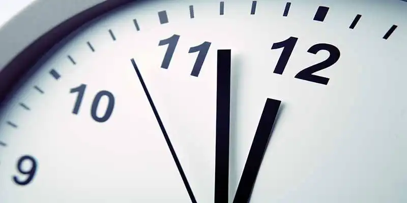 © Les Cunliffe - Fotolia | Clock